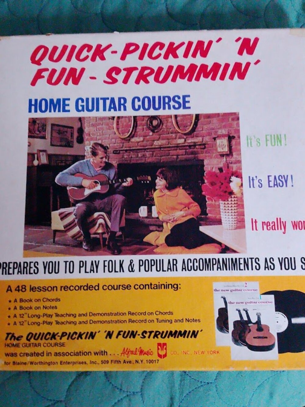 AMAZING  VINTAGE TEACH YOURSELF GUITAR COURSE ON VINYL RECORDS